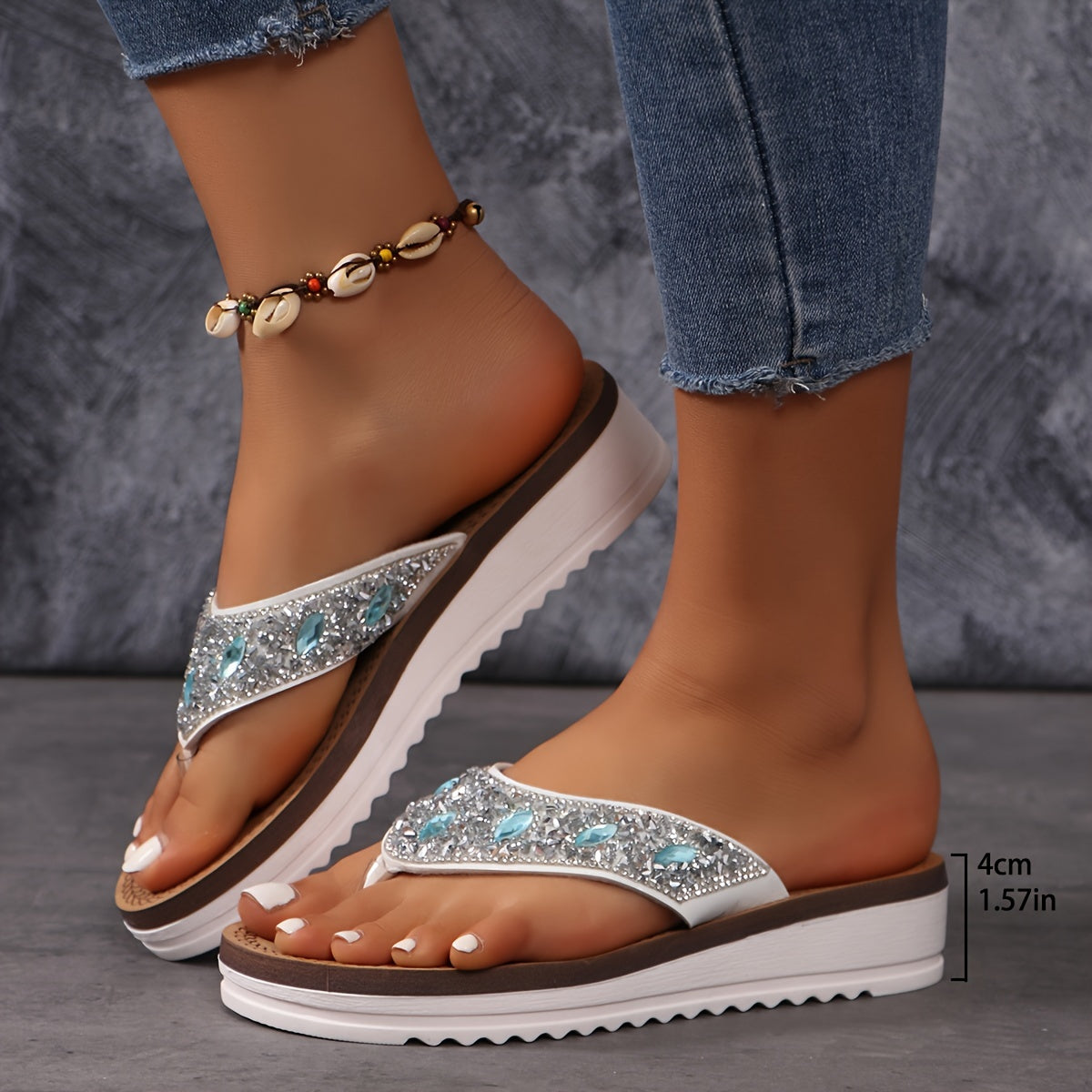 Women's Rhinestone Decor Flip Flops, Stylish Summer Flat Slide Shoes, Casual Outdoor Travel Beach Shoes