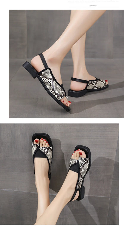 Womens Sandals New Summer Casual Vintage Open Toe Flip Flops Fashion Beach Flat Basic Square Head Leopard Pattern Designer Shoes